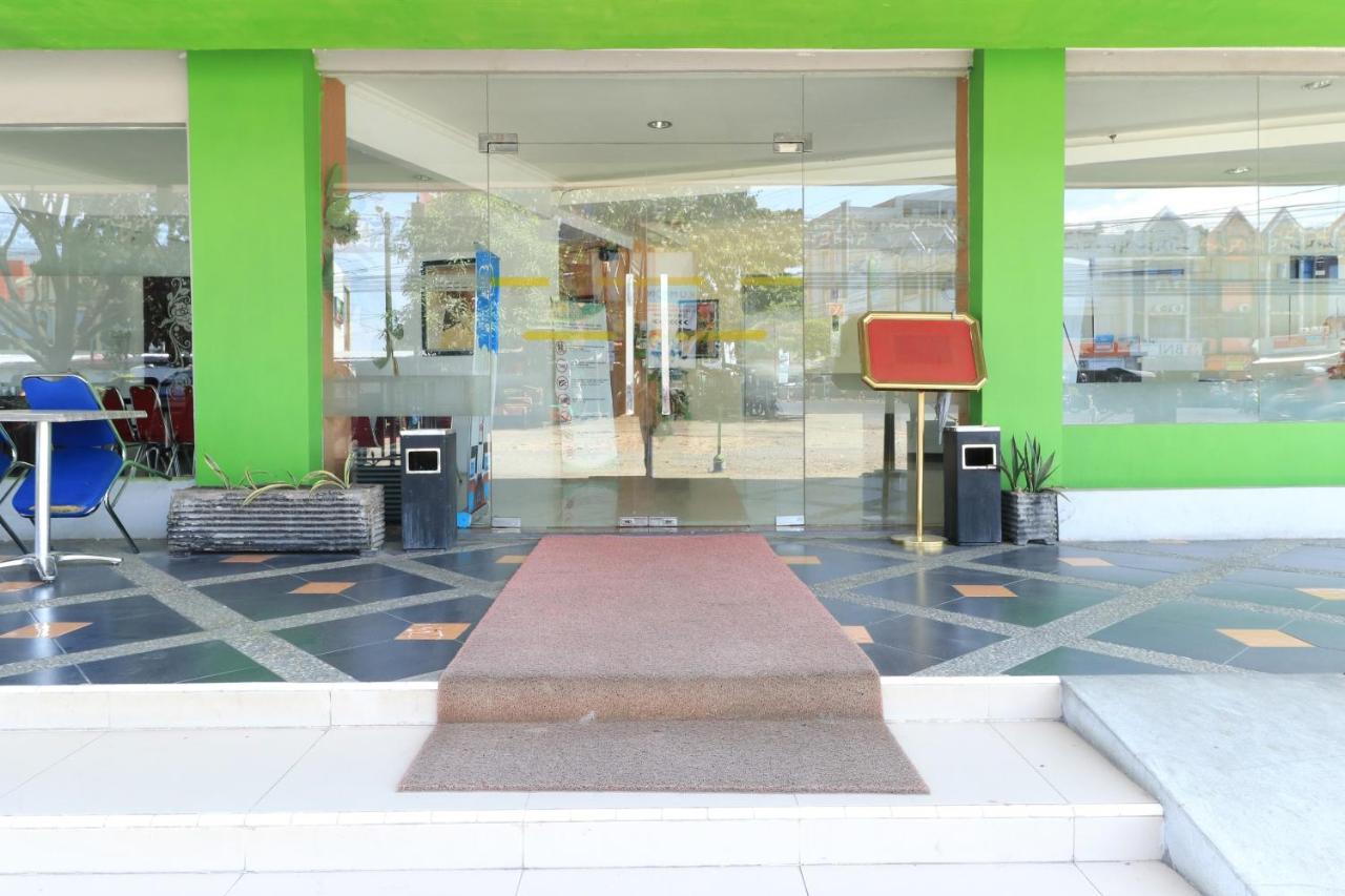 Al-Badar Hotel Syariah Makasar Exteriér fotografie
