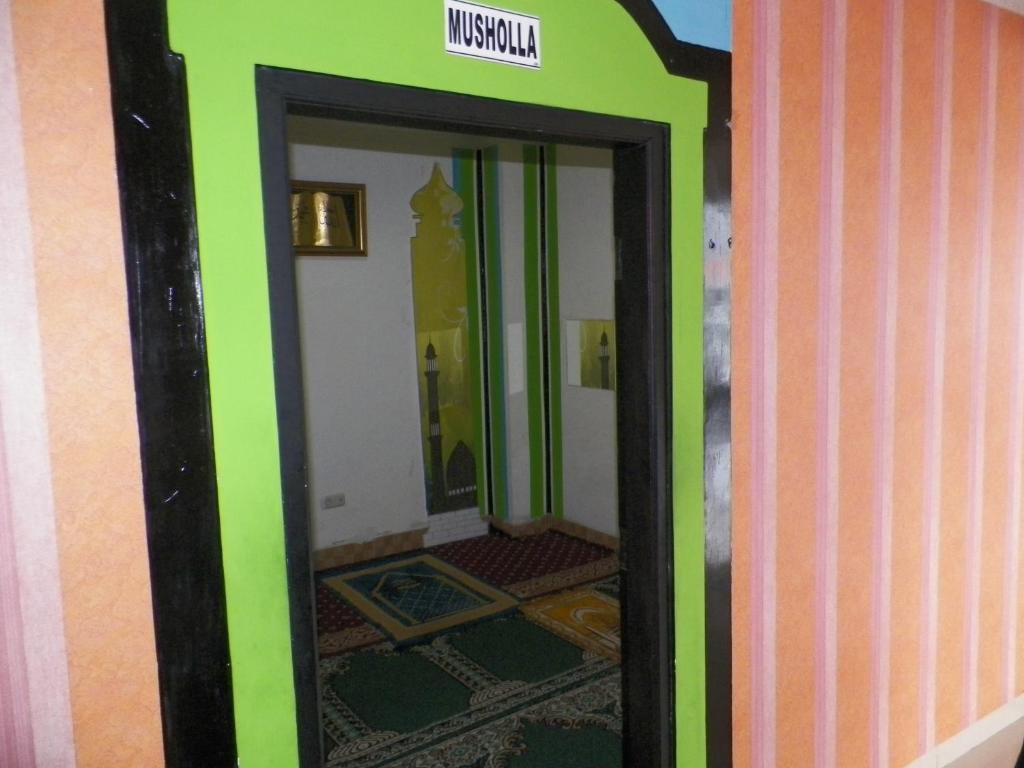 Al-Badar Hotel Syariah Makasar Exteriér fotografie